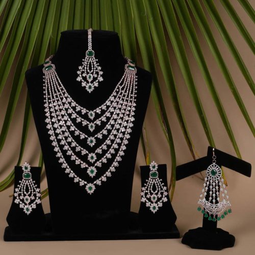 Emerald Diamond Necklace Set